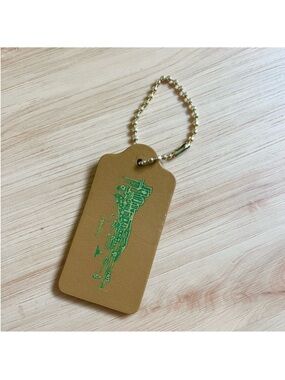 COACH Limited Edition Bag
Charm Logo Gold Chain Hawaii Stamp Large Size
